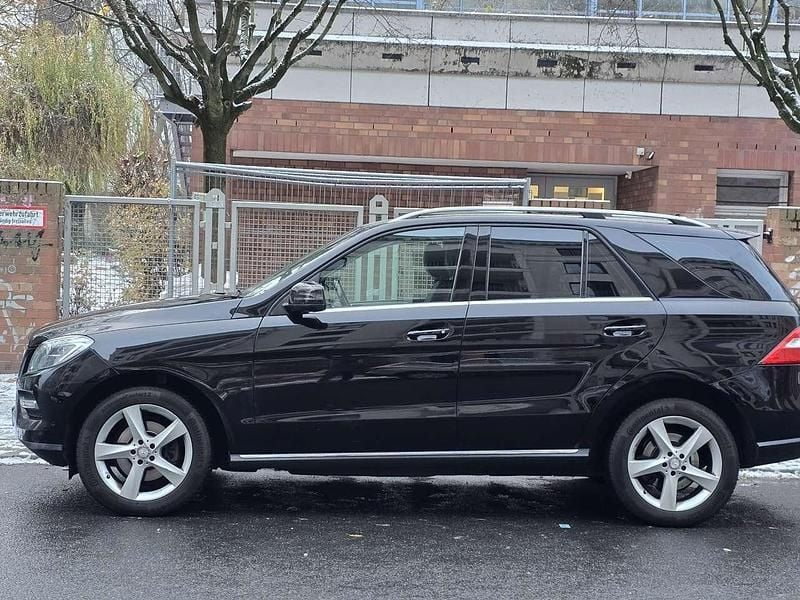 Gebraucht Mercedes ML250 204 PS (150 kW) 2014 SUV