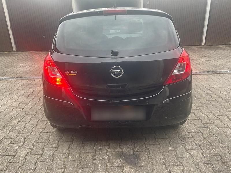 Gebraucht Opel Corsa 87 PS (63 kW) 2011 Schwarz Kleinwagen