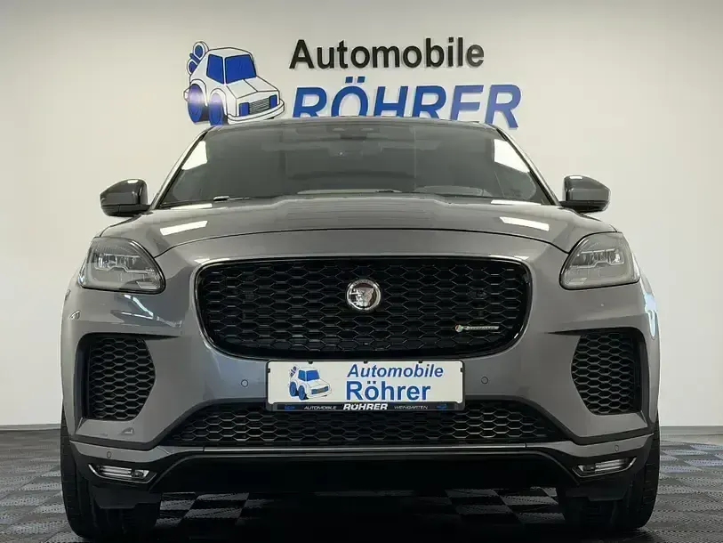 Używany Jaguar E-Pace R-Dynamic 249 KM (183 kW) 2018 Szary SUV