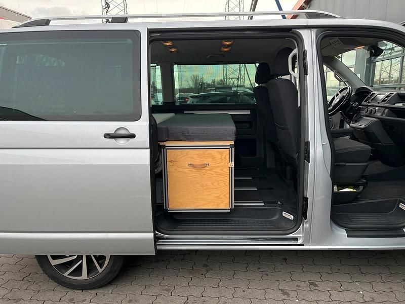 Second-hand VW T6 150 CP (110 kW) 2019 Argintiu Van