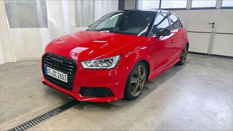 Gebraucht Audi A1 Sportback Sport 192 PS (141 kW) 2015 Rot Kleinwagen
