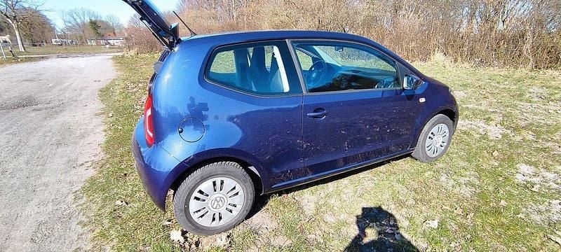 Usata VW up! 68 CV (50 kW) 2016 Blu Utilitaria