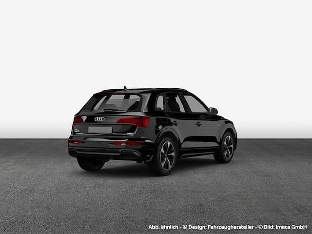 Gebraucht Audi Q5 Basis 204 PS (150 kW) 2024 Brillantschwarz SUV