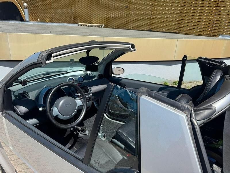 Silber Gebraucht 2005 Smart ForTwo Cabrio Cabrio | 3.490 € (Fairer Preis) - Bild 1/4