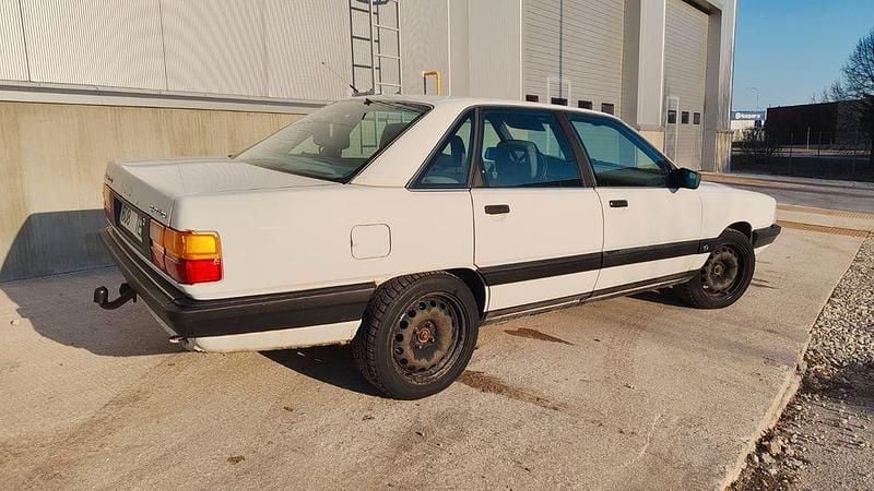 Gebraucht Audi Quattro 136 PS (100 kW) 1988 Weiß Coupé