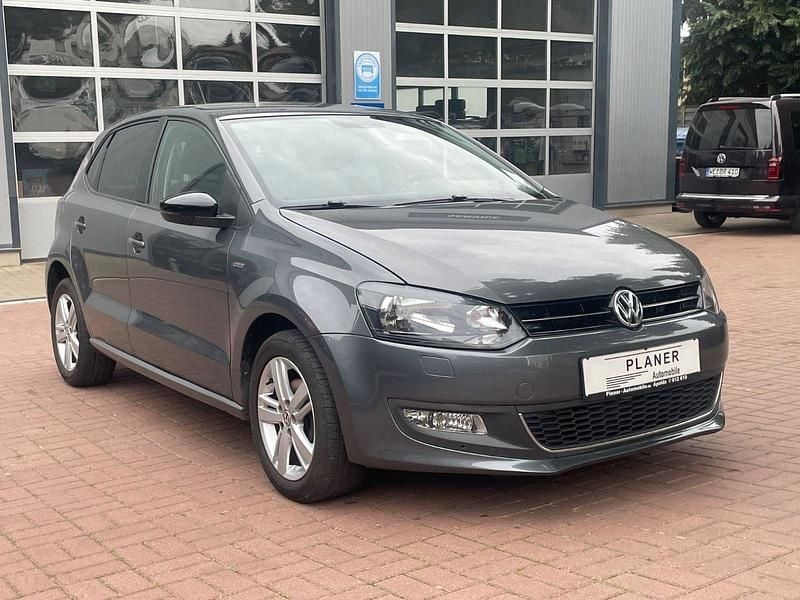 Grau Gebraucht 2013 VW Polo Match Kleinwagen | 5.500 € (Fairer Preis) - Bild 1/4