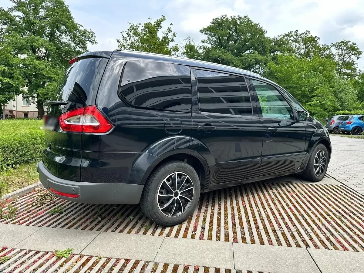 Gebraucht Ford Galaxy 150 PS (110 kW) 2010 Schwarz Van / Kleinbus
