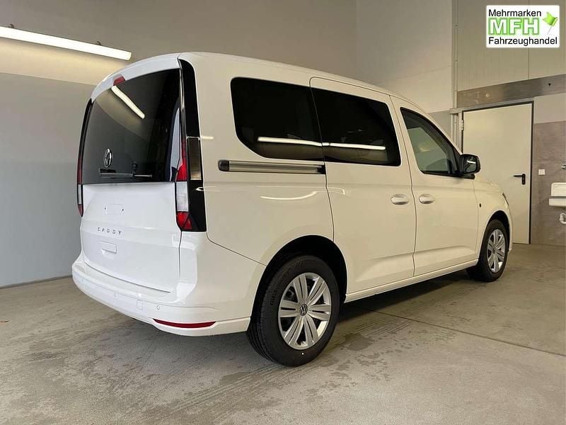 Neu VW Caddy 116 PS (85 kW) 2025 [b4b4] candy white Van / Kleinbus