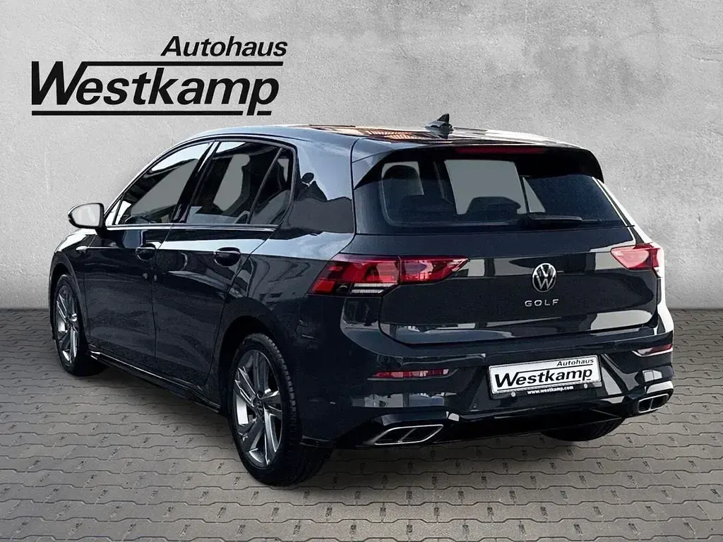Gebraucht VW Golf VIII R-line 131 PS (96 kW) 2024 Grau Limousine