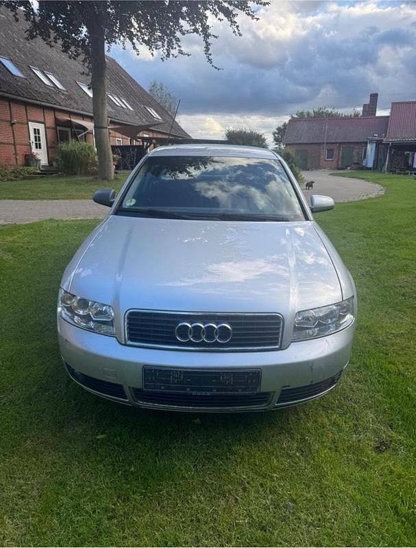 Gebraucht Audi A4 131 PS (96 kW) 2005 Silber Limousine