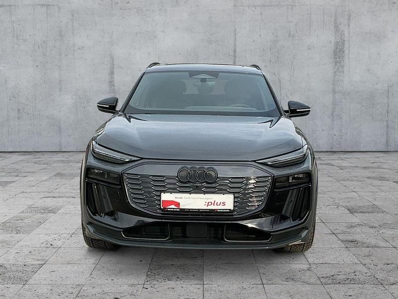 Gebraucht Audi Q6 e-tron Edition .1 284 kW (387 PS) 2025 Magnetgrau SUV