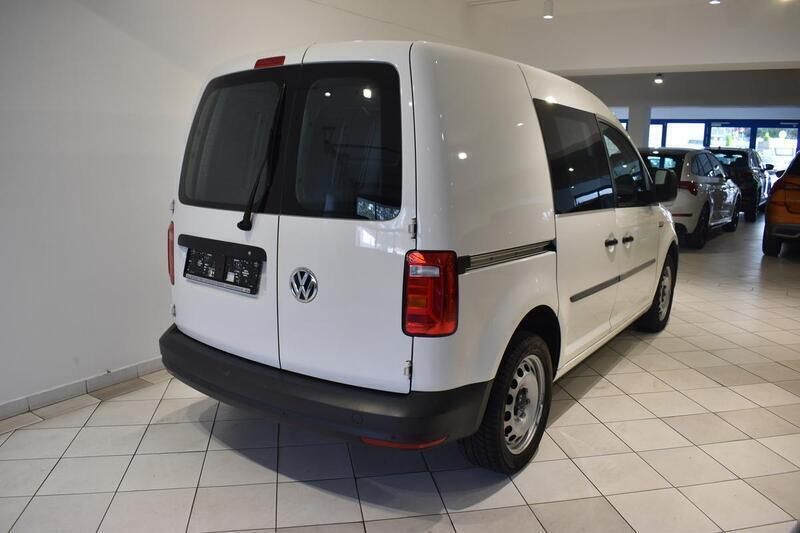 Gebraucht VW Caddy 125 PS (91 kW) 2019 Weiß Van / Kleinbus