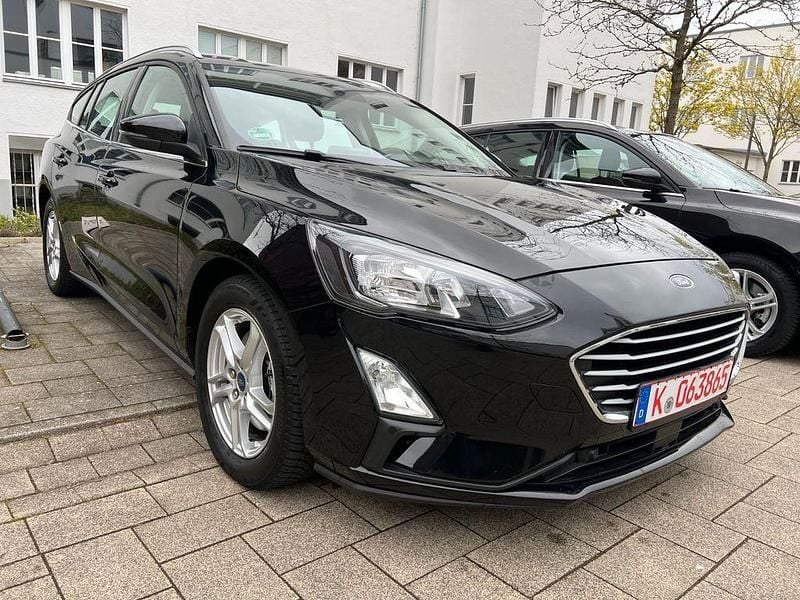 Gebraucht Ford Focus 120 PS (88 kW) 2022 Schwarz Limousine