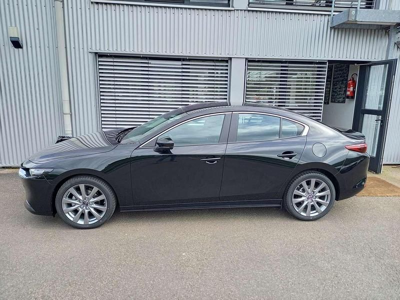 Gebraucht Mazda 3 150 PS (110 kW) 2024 Schwarz Limousine