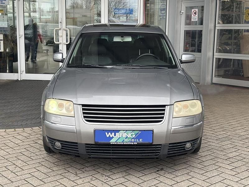 Używany VW Passat Highline 150 KM (110 kW) 2001 Szary Sedan/Limuzyna