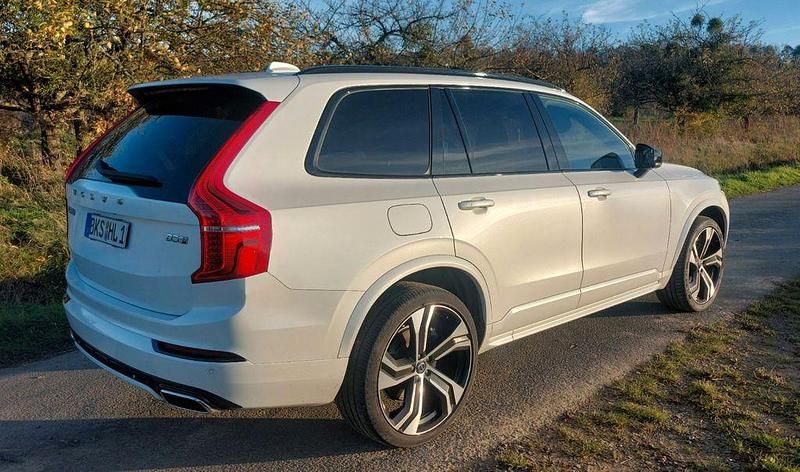 Weiß Gebraucht 2020 Volvo XC90 R-Design SUV | 43.900 € (Teuer) - Bild 1/4