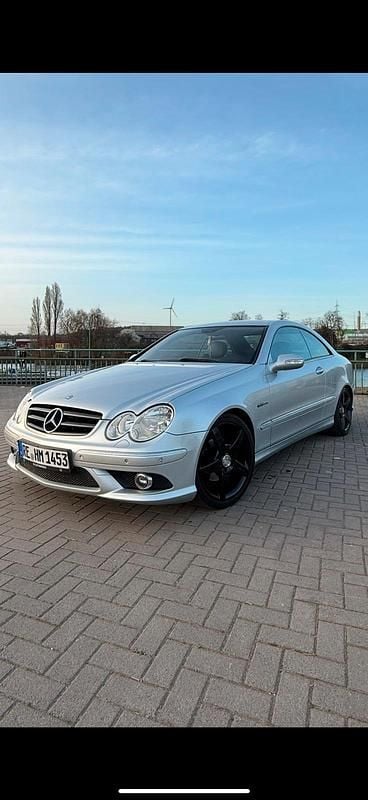 Silber Gebraucht 2006 Mercedes CLK200 AMG Coupé | 4.000 € (Fairer Preis) - Bild 1/4