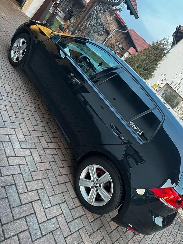 Gebraucht VW Golf VII 105 PS (77 kW) 2013 Schwarz Limousine