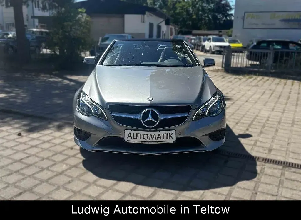 Gebraucht Mercedes E250 211 PS (155 kW) 2013 Silber Cabrio