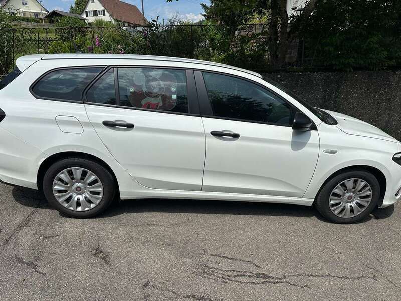 Weiß Gebraucht 2021 Fiat Tipo Kombi | 15.500 € (Fairer Preis) - Bild 1/3