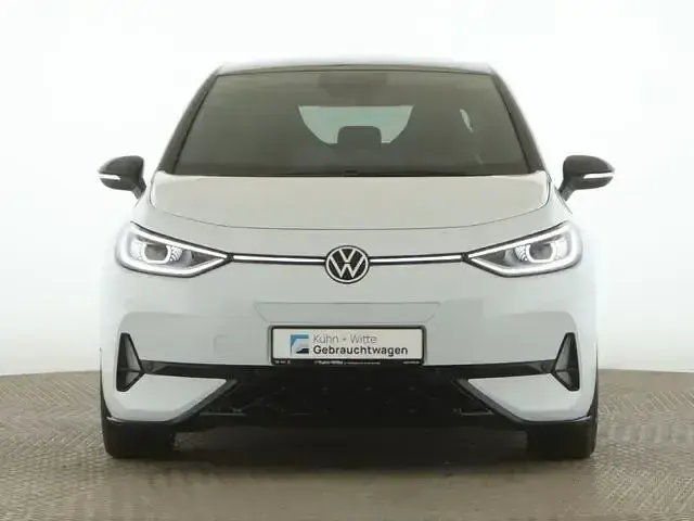 Gebraucht VW ID.3 GTX 210 kW (286 PS) 2024 Gletscherweiß metallic schwarz Kleinwagen