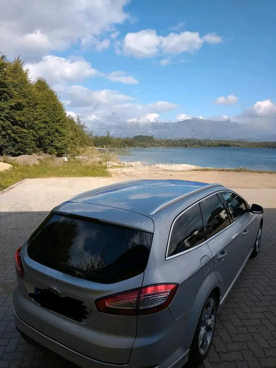 Usado Ford Mondeo Titanium S 203 CV (149 kW) 2014 Plateado Familiar