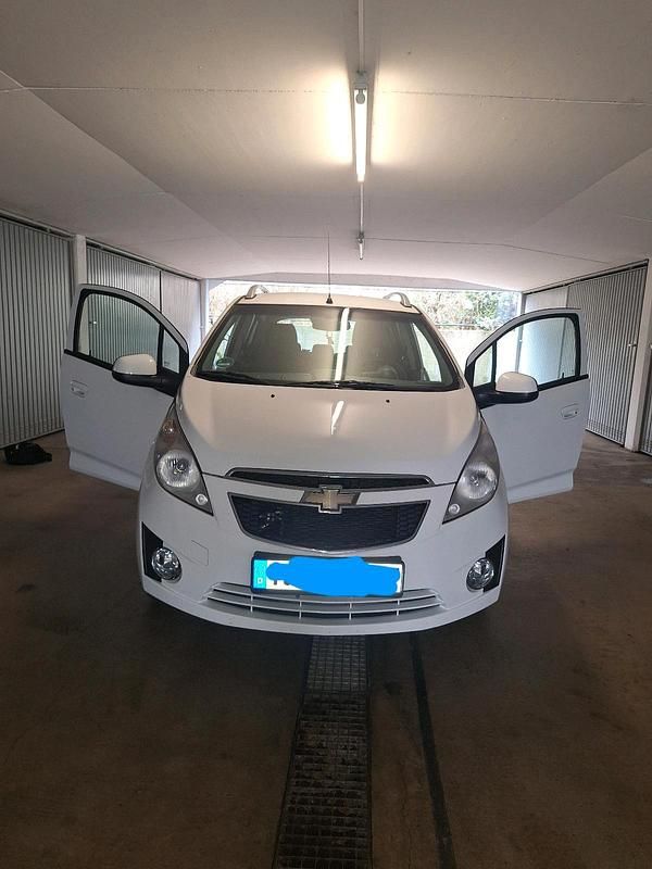 Gebraucht Chevrolet Spark LS 82 PS (60 kW) 2011 Weiß Kleinwagen