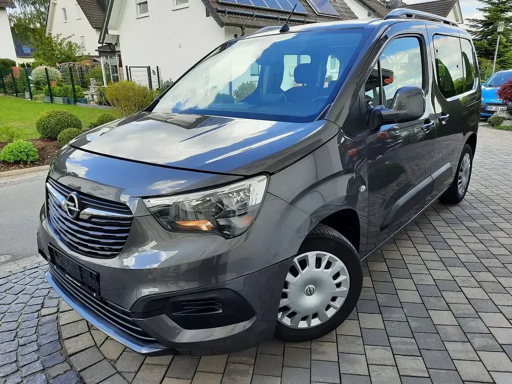 Gebraucht Opel Combo 110 PS (80 kW) 2019 Grau Van / Kleinbus