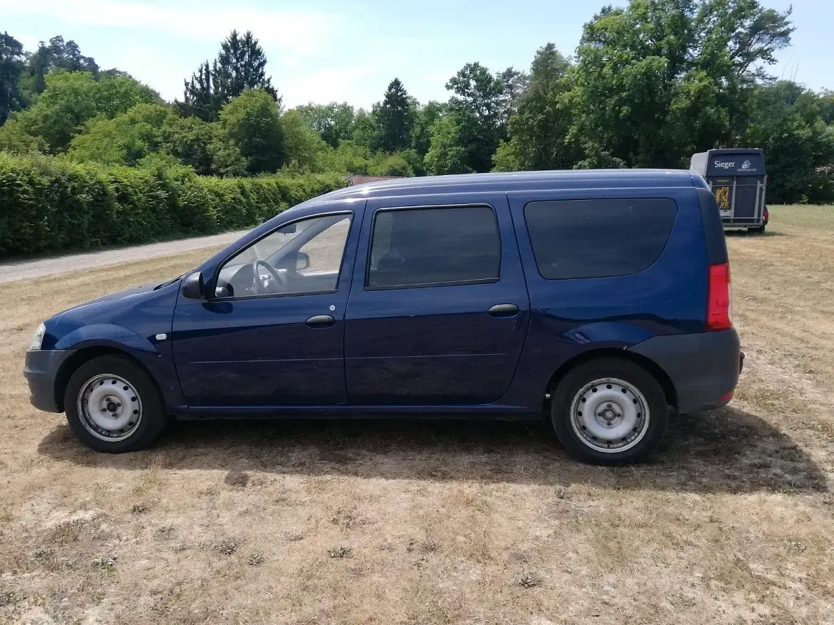 Gebraucht Dacia Logan MCV 75 PS (55 kW) 2009 Blau Kombi