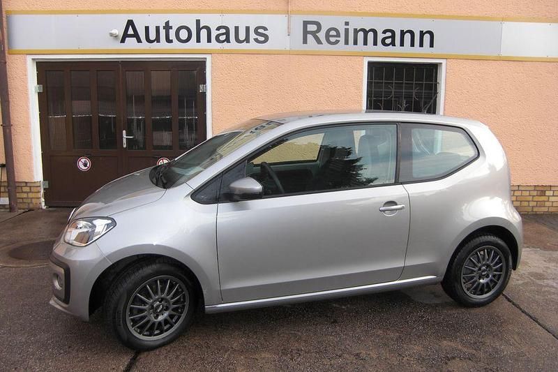 Gebraucht VW up! move up! 75 PS (55 kW) 2019 Silber Kleinwagen