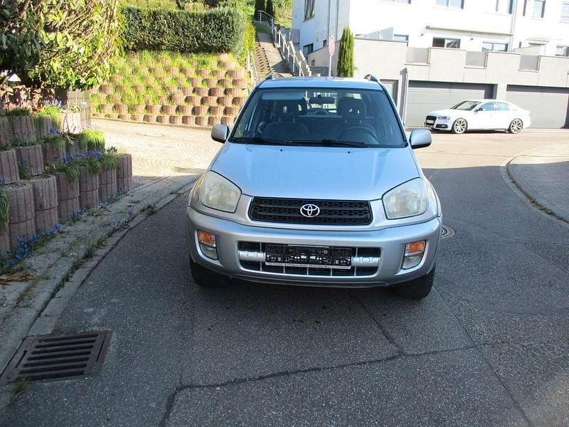 Gebraucht Toyota RAV4 150 PS (110 kW) 2002 Silber SUV