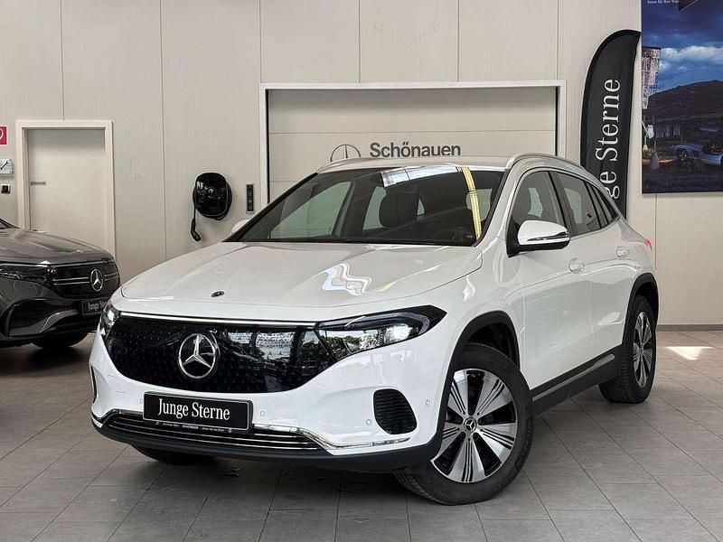 Weiß Gebraucht 2024 Mercedes EQA300 Progressive SUV | 34.780 € (Fairer Preis) - Bild 1/4