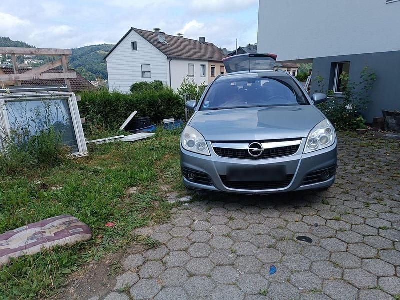 Gebraucht Opel Vectra 150 PS (110 kW) 2006 Silber Kombi
