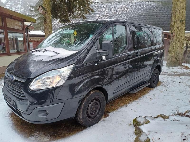 Gebraucht Ford Tourneo 125 PS (91 kW) 2014 Schwarz Van / Kleinbus
