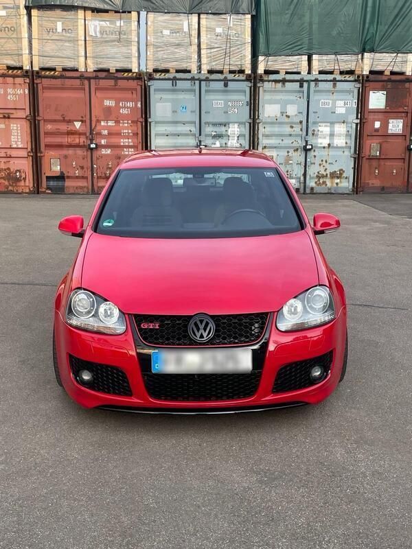 Rot Gebraucht 2007 VW Golf V GTI Kleinwagen | 10.900 € - Bild 1/4