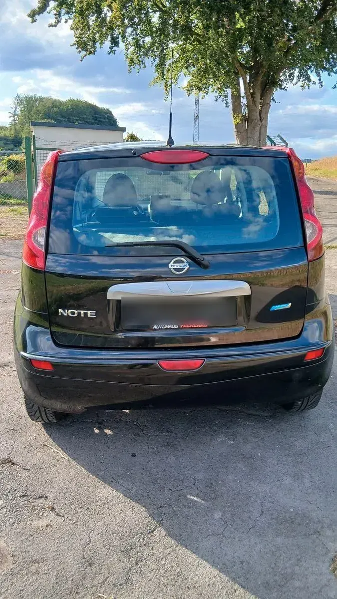 Gebraucht Nissan Note 88 PS (64 kW) 2011 Schwarz Kleinwagen