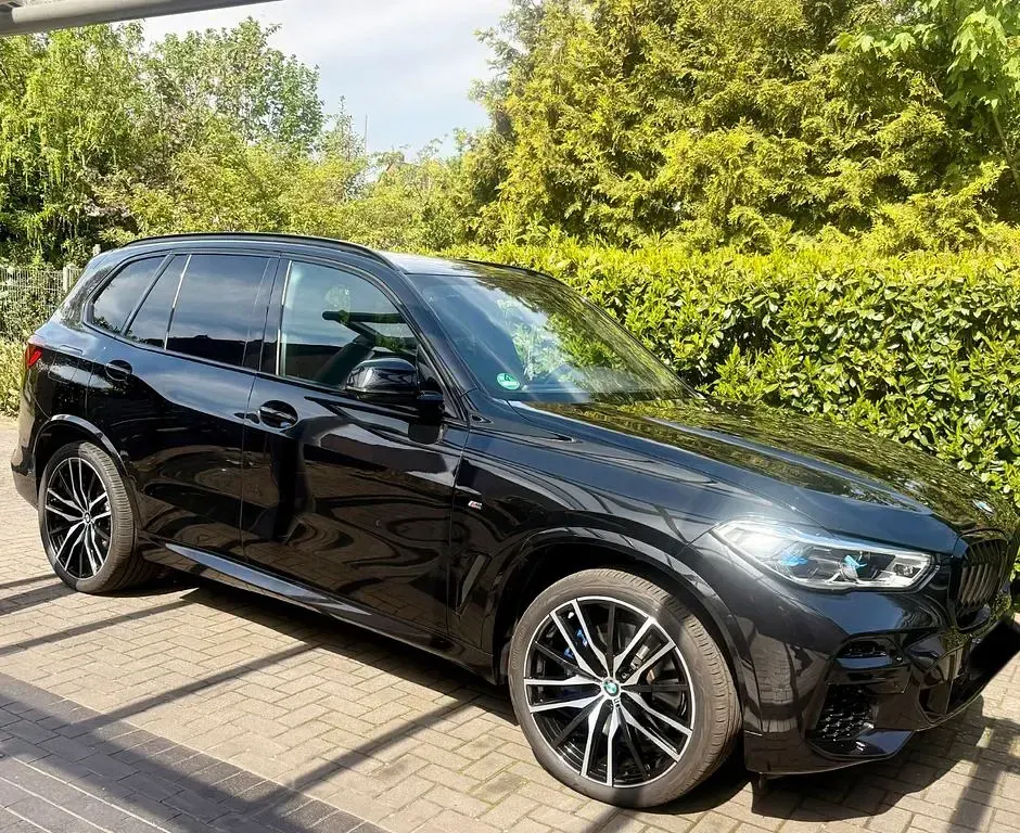 Gebraucht BMW X5 Performance 340 PS (250 kW) 2023 Schwarz SUV