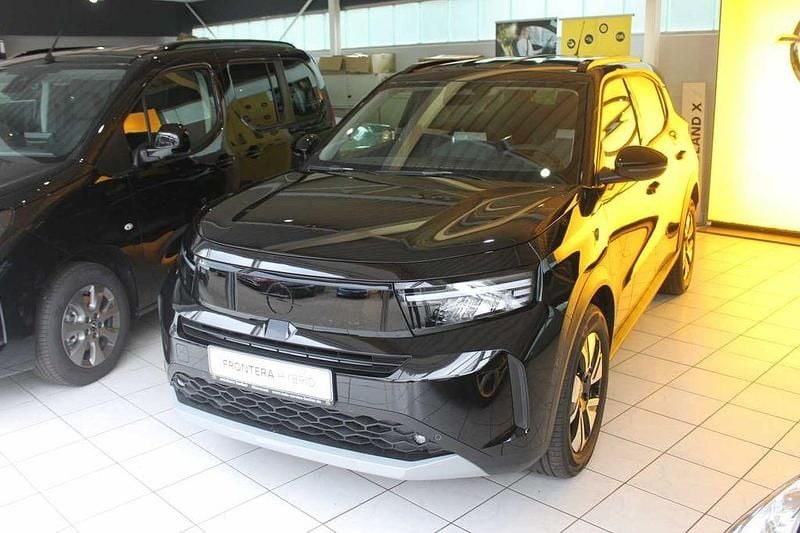 Neu Opel Frontera 145 PS (106 kW) 2025 Schwarz SUV