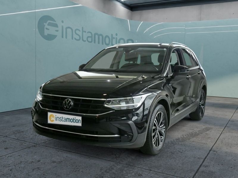 Schwarz Gebraucht 2023 VW Tiguan Move SUV | 31.550 € (Fairer Preis) - Bild 1/3