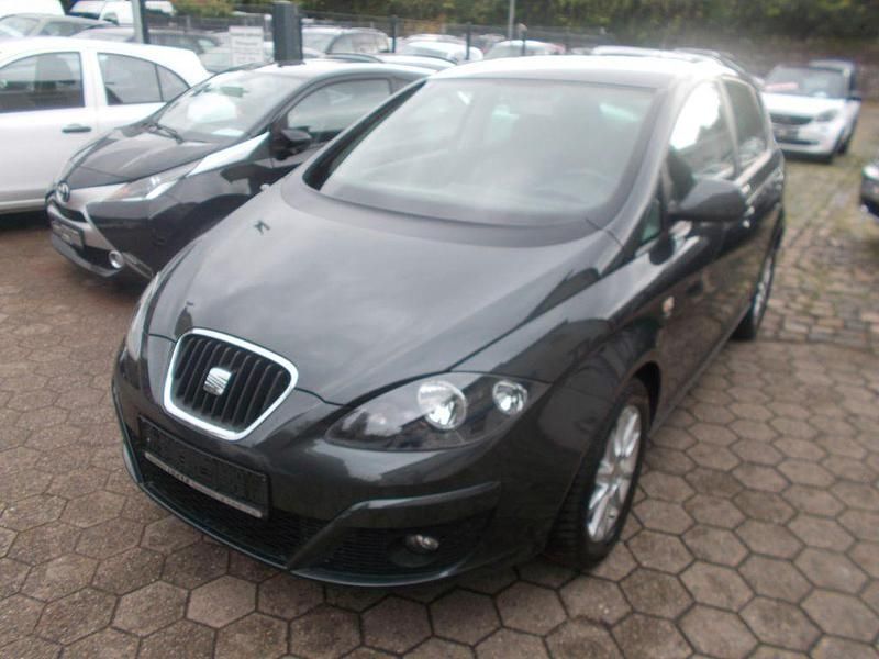 Gris track Gebraucht 2010 Seat Altea Stylance Van / Kleinbus | 3.990 € (Etwas zu teuer) - Bild 1/4