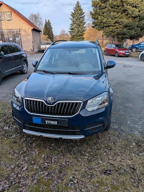 Gebraucht Skoda Yeti 110 PS (80 kW) 2016 Blau SUV