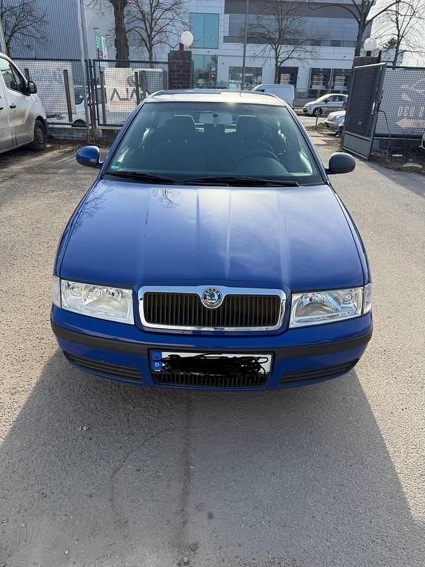 Gebraucht Skoda Octavia 102 PS (75 kW) 2009 Blau Limousine