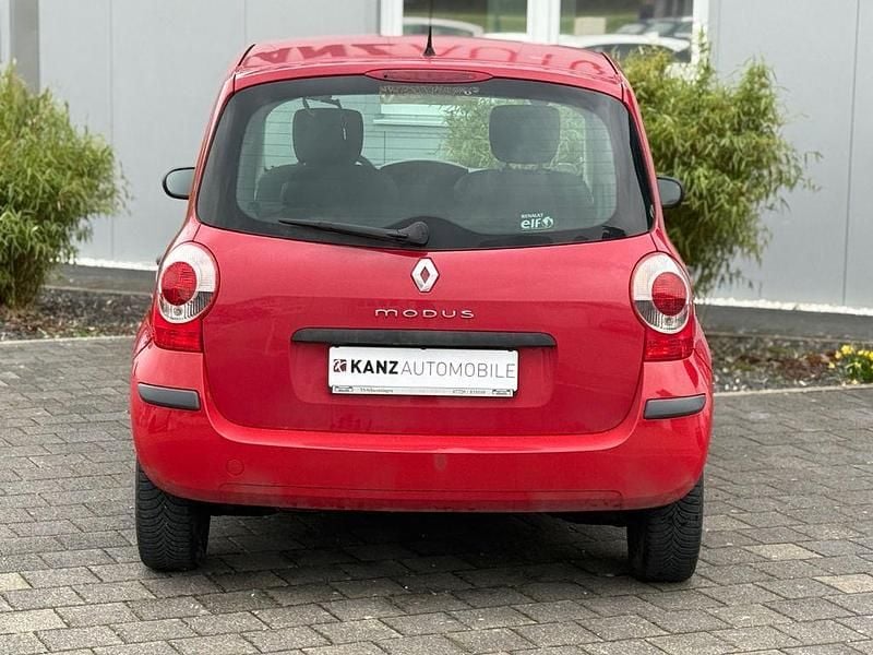 Second-hand Renault Modus 75 CP (55 kW) 2007 Roșu Monovolum