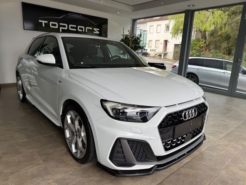 Weiß Gebraucht 2020 Audi A1 Sportback S-Line Kleinwagen | 17.700 € (Guter Preis) - Bild 1/4