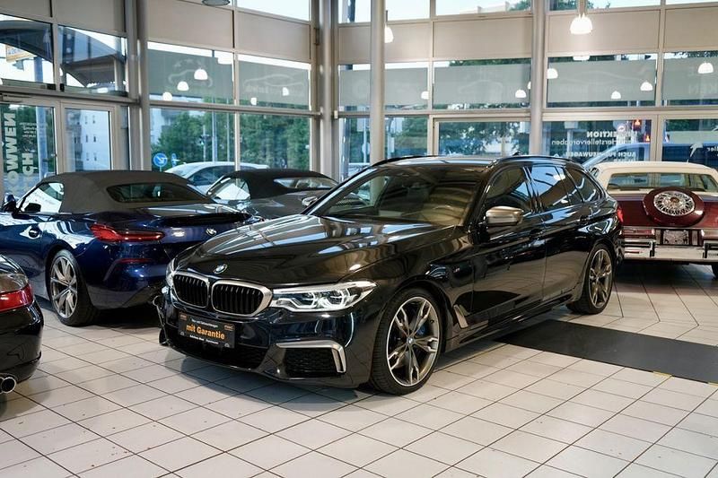Gebraucht BMW M550 Performance 400 PS (294 kW) 2019 Schwarz Limousine