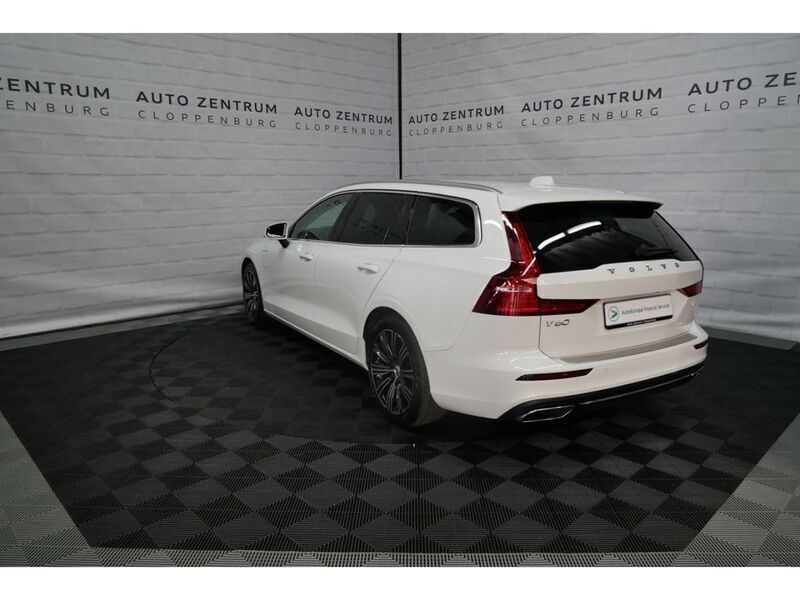 Gebraucht Volvo V60 Inscription 341 PS (250 kW) 2021 Weiß Kombi