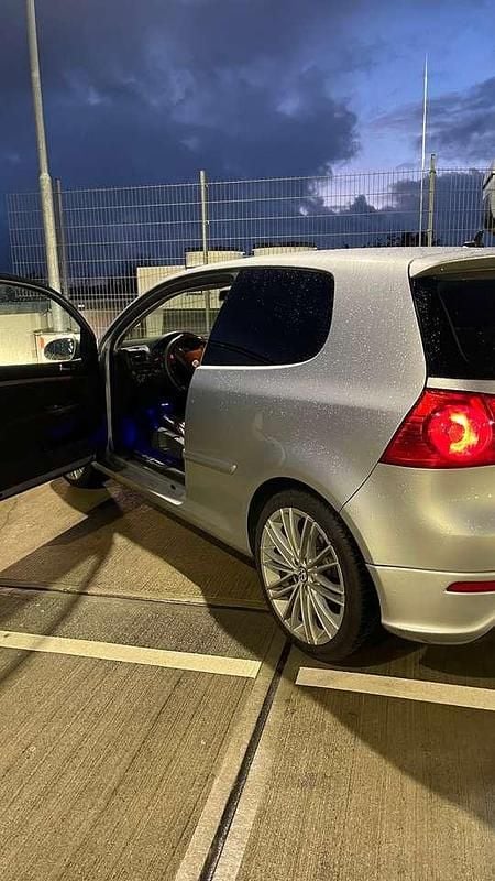 Gebraucht VW Golf V Edition 80 PS (58 kW) 2007 Grau Kleinwagen