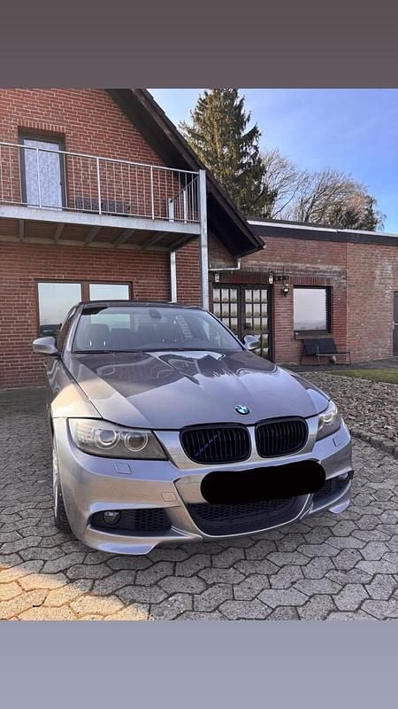 Gebraucht BMW 325 M Sport 218 PS (160 kW) 2009 Grau Limousine