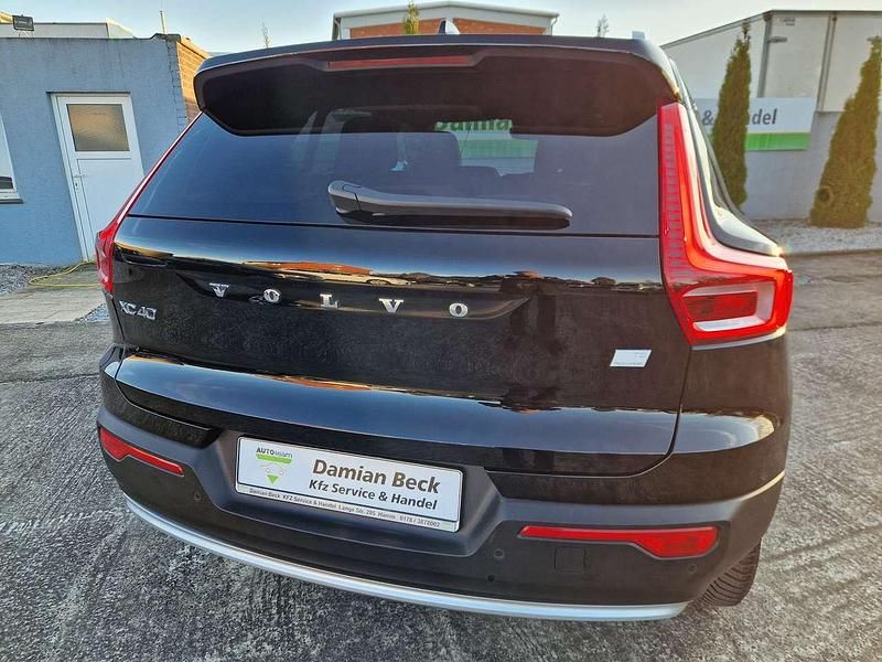 Gebraucht Volvo XC40 Plus 231 PS (169 kW) 2022 Black stone SUV