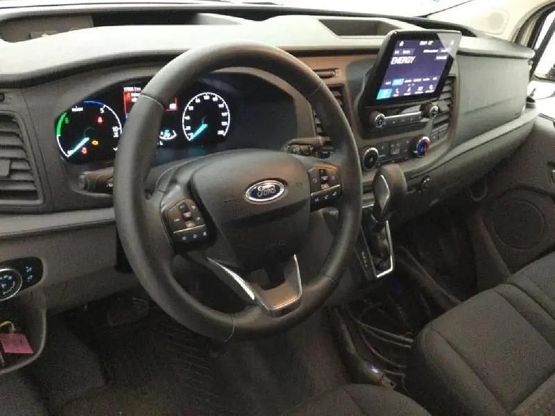 Gebraucht Ford Transit Custom Trend 125 PS (91 kW) 2020 Frostweiß Van